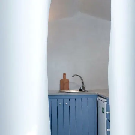 Olyra Traditional Cave Πύργος